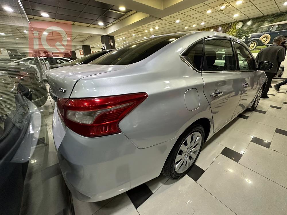 Nissan Sentra